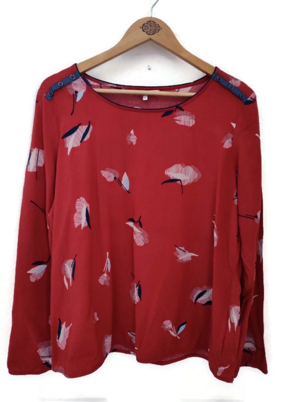 SandwichWomen's Red Floral Print Long-Sleeve Top Size 44